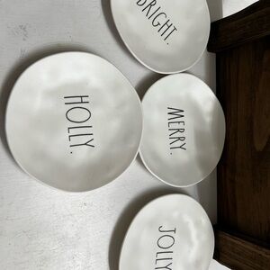 Rae Dunn White Holiday Plates Set